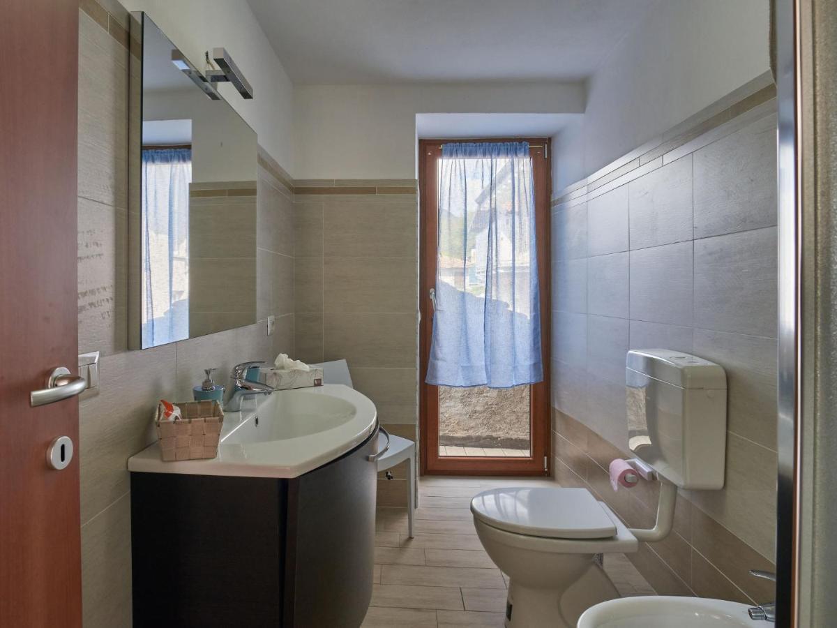 Apartment Rustico Maria - Dma390 By Interhome Vercana ภายนอก รูปภาพ