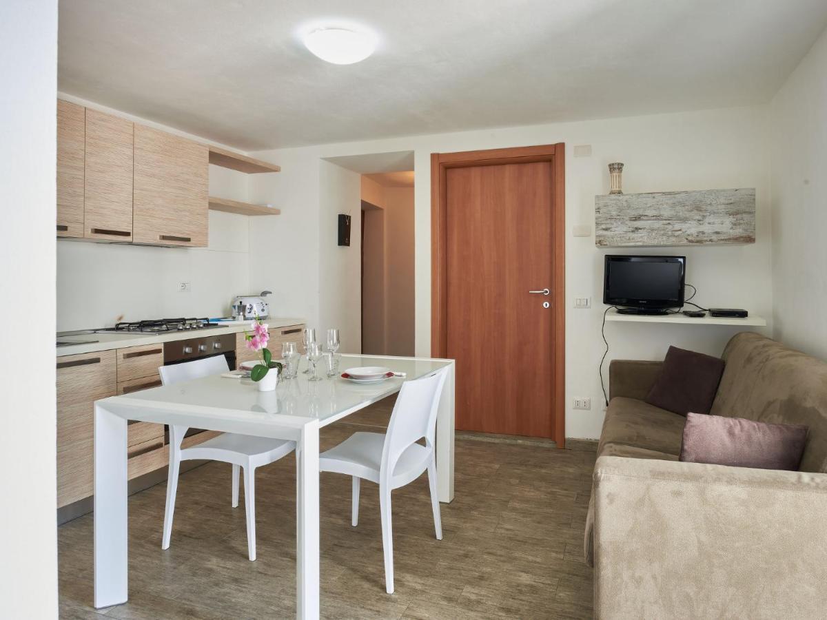 Apartment Rustico Maria - Dma390 By Interhome Vercana ภายนอก รูปภาพ